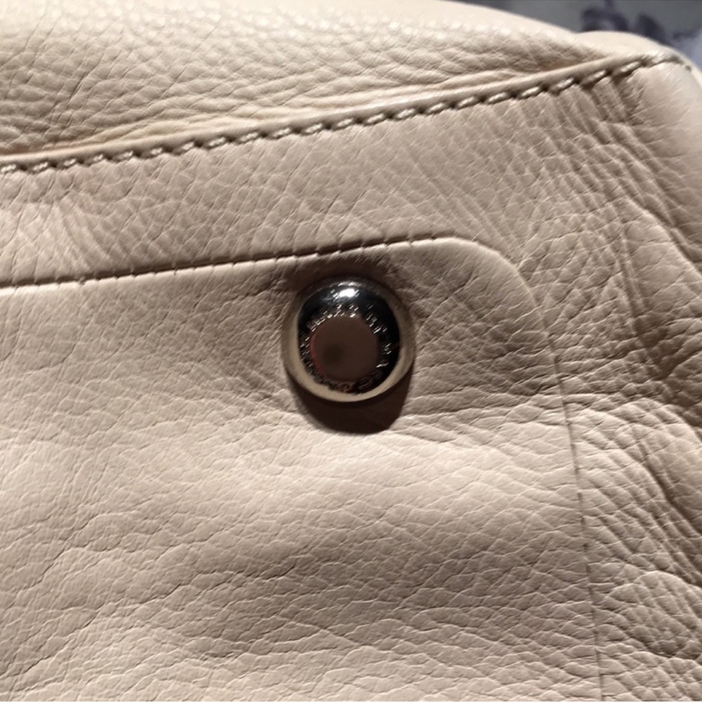 Marc by Marc Jacobs cream pebble leather purse - Picture 15 of 16